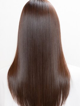 ララルーモ 渋谷公園通り店(LaLarOomo) 大人女性30代40代向け髪質改善キュアオペ