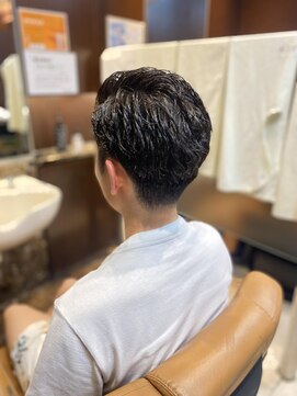 ヘアーモードキクチ 神田日銀通り店 神田ビジネス