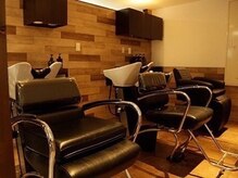 ブロッサム プラウドシティ志木本町店(Blossom)の雰囲気（２種類のシャンプー台で癒しのヘッドスパを体感していだだけます）