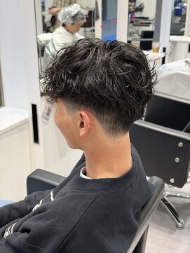 オーシャントーキョー 仙台(OCEAN TOKYO) 波巻きツイストスパイラルツーブロック刈り上げメンズパーマ