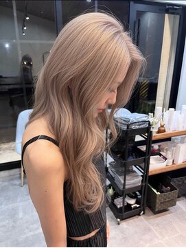 ミノリ(Minori) ハイトーンベージュ