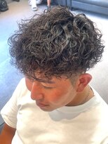 マジック 関目店(magic)&nbsp;強め波巻きパーマでフェミニンヘア
