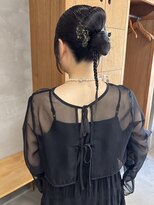 ニディ(Nide)&nbsp;ヘアアレンジ｜リボンアレンジ｜個性派アレンジ｜タイトアレンジ