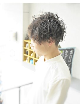 ルーナヘアー(LUNA hair) 『京都ルーナ』3D×くせ毛×マッシュ【草木真一郎】