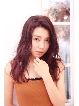 ヴィアンカ(Vianca) ピンク系ハイライト×ゆるウェーブ