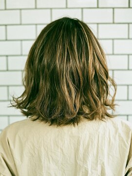 ジュール 新宿(Joule) 切りっぱなしボブ×外国人風ハイライト　[新宿]