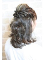 アージュ(Arju)&nbsp;ハーフアップアレンジ♪