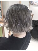 ラベンダーアッシュカラー/可愛いこてまきボブヘア