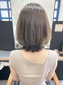 トマト(TOMTO) 【YUYA】クビレウルフ_ミディアムレイヤー_大人ウルフ