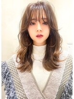 テイラー(Taylor) 【Taylor】大宮☆シルキーベージュ×おくれ毛はねバング