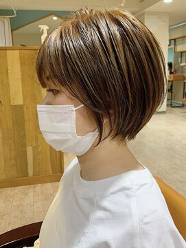 トッカ ヘアアンドトリートメント 難波店 好感度抜群◎女性らしい短すぎないショートボブ×大人ブラウン☆