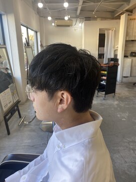 ソイクフ(SOY KUFU) MEN’S HAIR アッシュブラックマッシュパーマウルフ