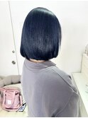 ブルーブラック　ネイビーブルー　就活　切りっぱなしボブ