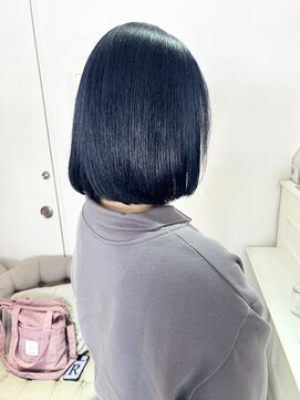 バブ バイネオリーブ(Bab by neolive) ブルーブラック　ネイビーブルー　就活　切りっぱなしボブ