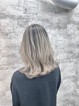 リファイン バイ アフィナー 本厚木店(Refine by Afinar) 【本厚木/本厚木駅】シャドールーツバレイヤージュ