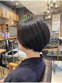 ショートボブ