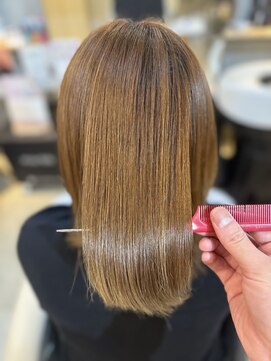 アンベイル(UNVEIL) アンベイル縮毛矯正で艶髪へ