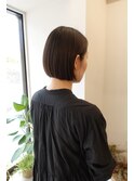 大人可愛いミニボブ