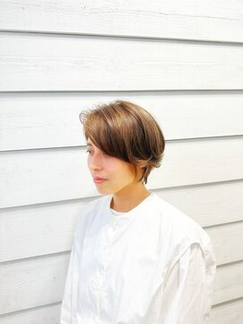 ニューラインギンザ(New-Line 銀座) 丸みショート(金子涼)