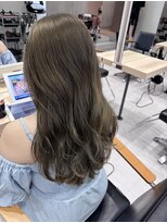 ソヨン 栄店(SOYON)&nbsp;ミディアムレイヤー/オリーブグレージュ/ワンブリーチ