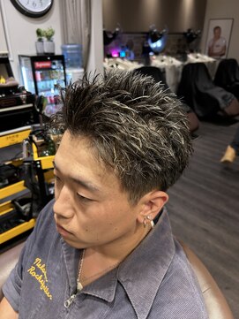 ジャンプザチーター(JUMP the cheetah) スパイキーショート