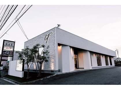 リフ(LIF by MIRROR TALK)の写真