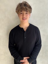 TLUUS 梅田茶屋町店【トゥルーズ】前髪&韓国レイヤー&ボブ&髪質改善【4/4~(予定)】 梶田 蓮