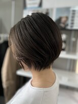 サロンティティ(salon titi) ショートスタイル×透明感カラー