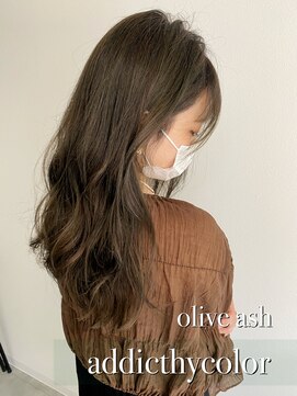 パトゥ 烏丸(patou) アディクシーカラー　オリーブアッシュ【岡田優里】