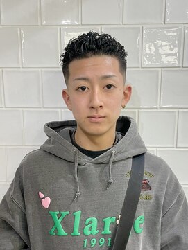 メリケンバーバーショップ トーキョー(MERICAN BARBERSHOP TYO) YS STILE.束感ショート.波巻き.ハイライト.マッシュパーマ100