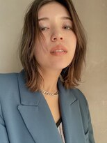 ユキ 八事(yukii) イメチェン/ホワイトブロンド/外ハネボブ/美髪/八事/八事駅