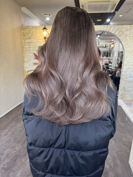 ルクスバイアフィナー(Luxo by Afinar) 【 町田 / Luxo by Afinar / グレージュ】