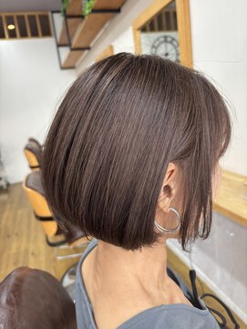 ルポ バイ モイ(Repos by MOI) 白髪ぼかし/ハイライト/前下がりボブ