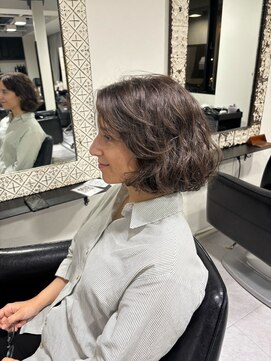 ボンズサロン(BONDZSALON) くせ毛風ボブ×ハンサムボブ【東京麻布十番/六本木】