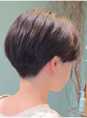 首が綺麗に見える刈り上げ×ナチュラルショート　フクザワ