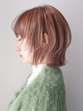 シスタ(SISTA) 顎ラインレイヤーボブピンクベージュ谷ひより/10