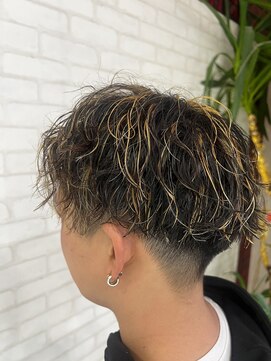 ビス ヘア アンド ビューティー 西新井店(Vis Hair&Beauty) 無造作ツイストスパイラル×ハイライト