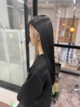 ラ ミミ(La Mimi) 【Mimi/SAYAKA】カット/カラー/ブリーチ/ハイトーン/ブロンド