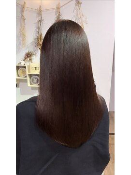 ヘアーガーデン アストレア(HAIR GARDEN ASTRAEA) 艶髪 ロング