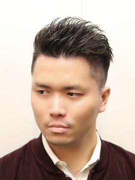 ヘアーアンドグルーミング ヨシザワインク(HAIR&GROOMING YOSHIZAWA Inc.) 【ヨシザワ人形町】高めツーブロックモヒカンシルエット