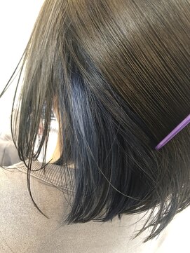 ヘアー バイ ミーズ(hair by Mii’s) ロイヤルブルー