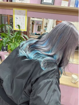 ラヴィ 山科店(Lavy) アイスグレー×ミズイロ