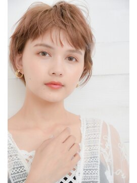 ムニカ 表参道(Munica) ハイトーンベリーショート
