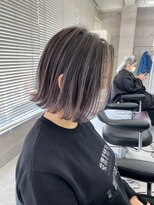 イキ 表参道(iki omotesando)&nbsp;モード/無造作ウェーブ/大人ガーリー[表参道駅]