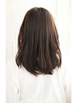 リチュエルアンドモリス プラスエヌ(RITUEL&MORIS+n) 20代30代40代 形、新たに・くびれレイヤー【守山】