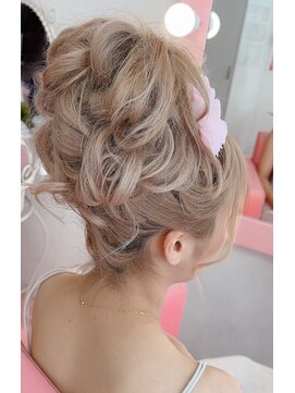 ラチャウ(La.Ciau) パーティーヘアセット