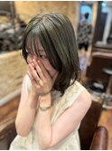 大人かわいいカーキアッシュ　オリーブグレージュ　20代30代