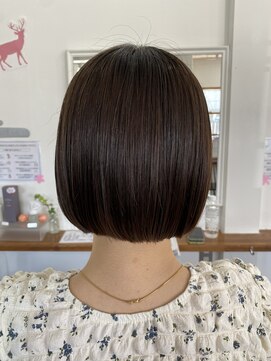 ヘアーアンドメイクアップモパ ミニボブ