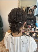 お呼ばれルーズアップスタイル