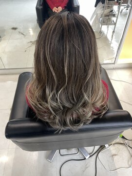 シャンプーボーイエイムス(SHAMPOO BOY aims) バレイヤージュ